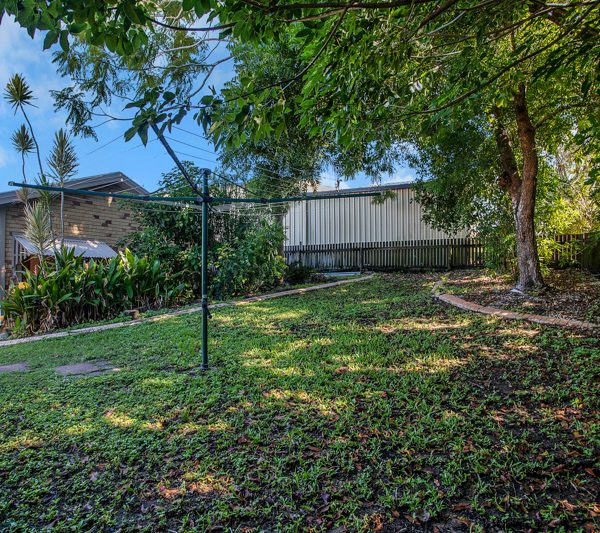 6 Ronnie Court, Rural View, QLD 4740 AUS
