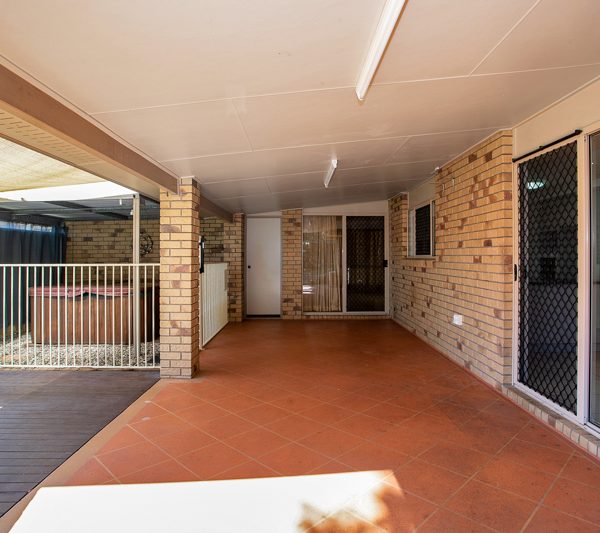 6 Ronnie Court, Rural View, QLD 4740 AUS