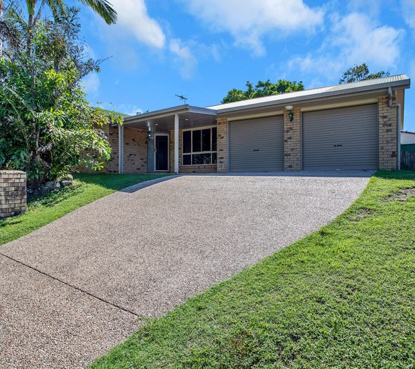 6 Ronnie Court, Rural View, QLD 4740 AUS