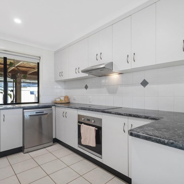 22 Stuart Hindle Drive, Mount Pleasant, QLD 4740 AUS