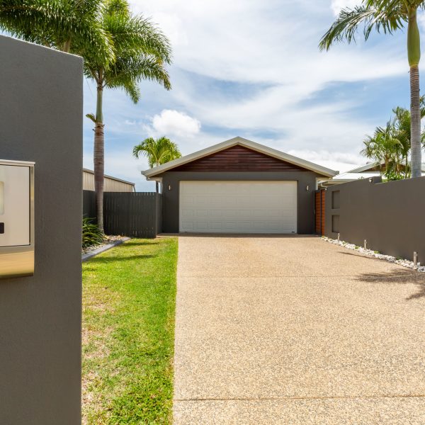 5 Helga Court, Glenella, QLD 4740 AUS