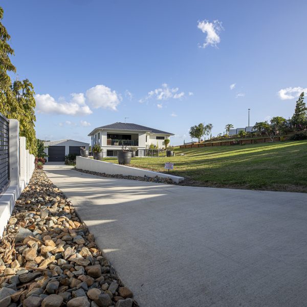 1 Logan Crescent, Erakala, QLD 4740 AUS