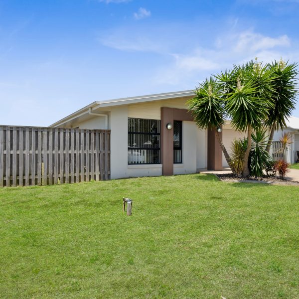 16 Tiller Street, Bucasia, QLD 4750 AUS