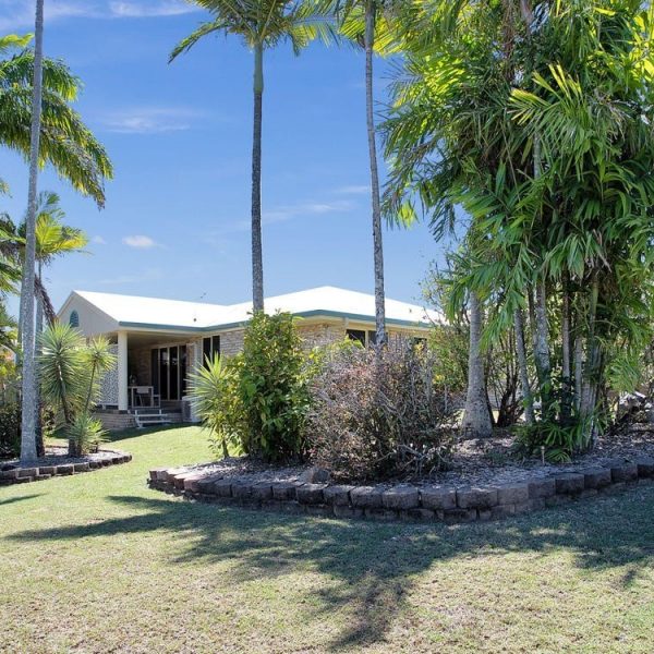 2 Wallace Street, Bucasia, QLD 4750 AUS