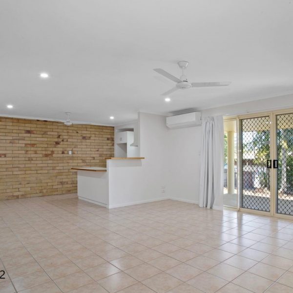 2 Wallace Street, Bucasia, QLD 4750 AUS