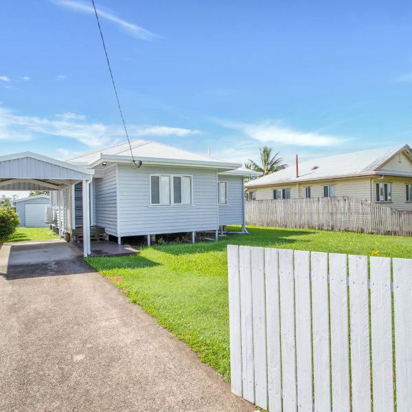 13 Simpson Street, West Mackay, QLD 4740 AUS