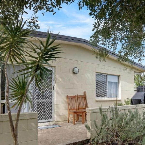 1/4 Dolby Court, North Mackay, QLD 4740 AUS