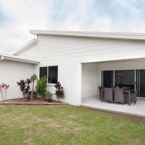 6 Vesta Lane, Ooralea, QLD 4740 AUS