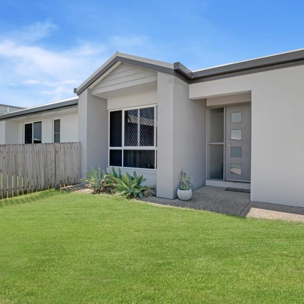 10/21 Sunita Drive, Andergrove, QLD 4740 AUS