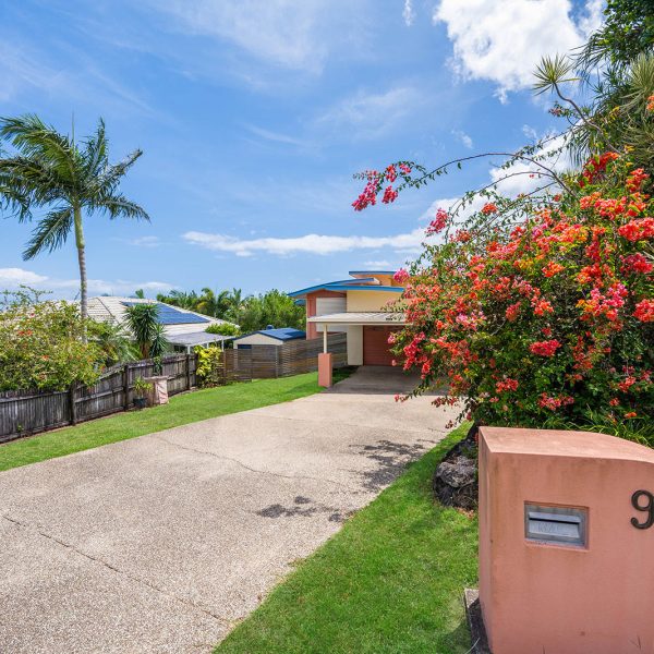 9 Chapman Court, Eimeo, QLD 4740 AUS