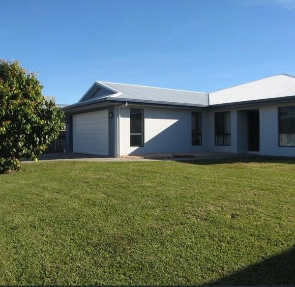 13 Vidar Crescent, Ooralea, QLD 4740 AUS