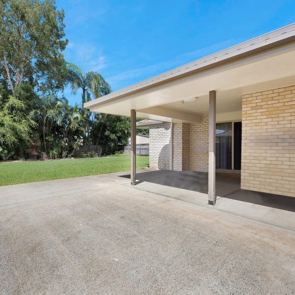 5 Lakeview Drive, Andergrove, QLD 4740 AUS