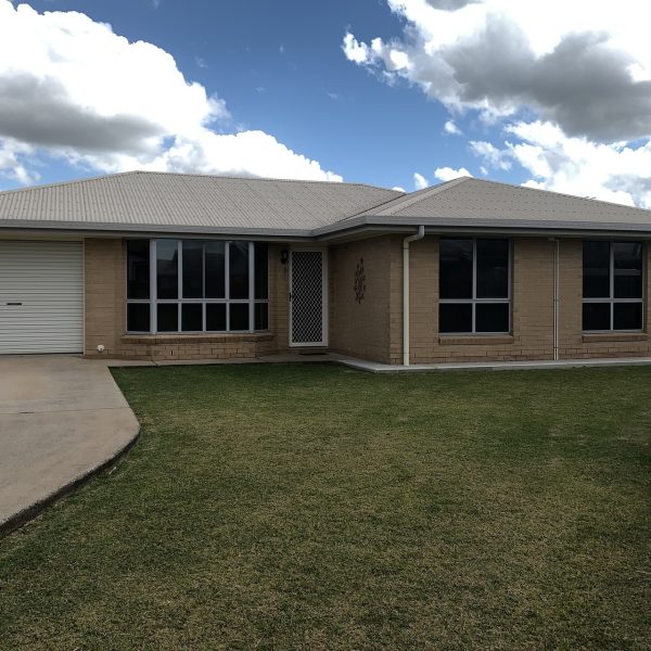 20 Peacock Place, Marian, QLD 4753 AUS