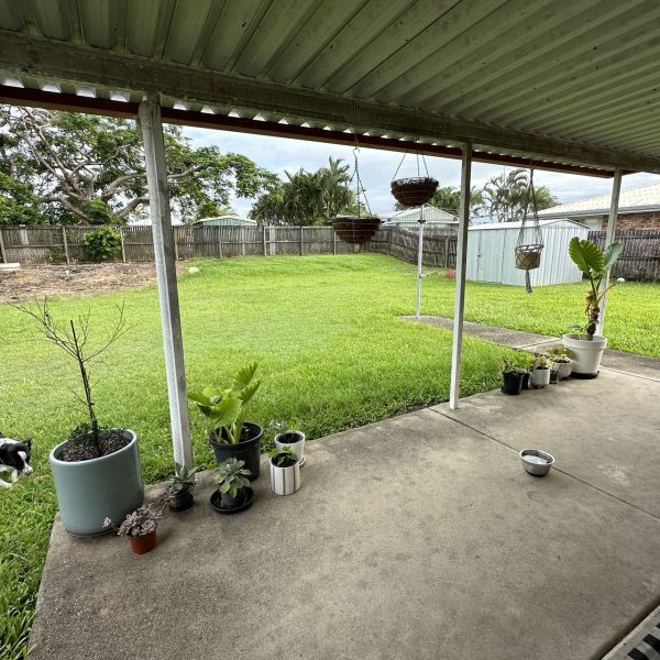 11 Galashiels Street, Beaconsfield, QLD 4740 AUS