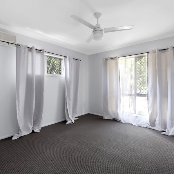 2 Barbat Court, Andergrove, QLD 4740 AUS