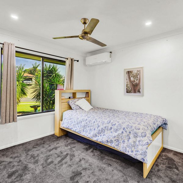 24 McHugh Street, Rural View, QLD 4740 AUS