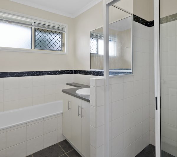 92 Slater Avenue, Blacks Beach, QLD 4740 AUS