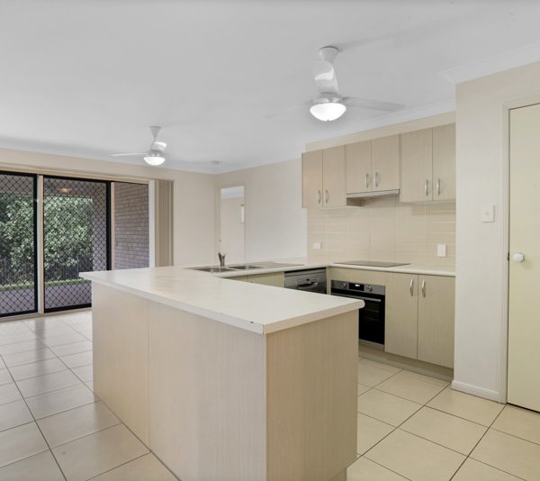23 Village Circuit, Eimeo, QLD 4740 AUS