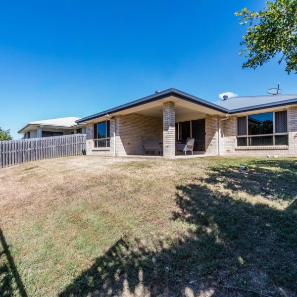 23 Village Circuit, Eimeo, QLD 4740 AUS