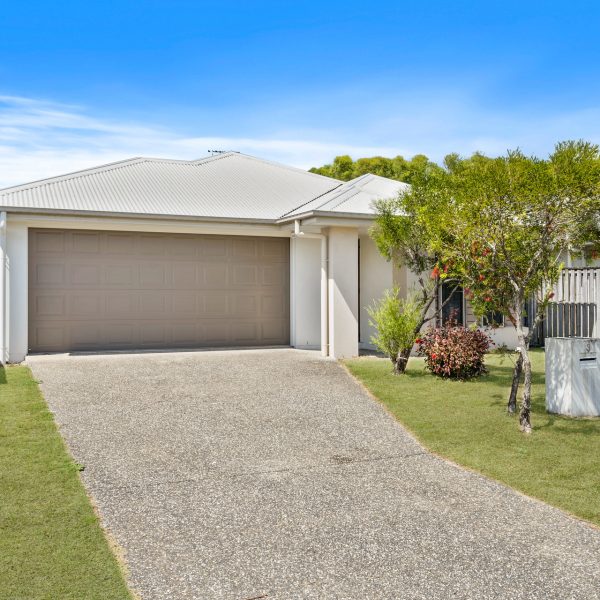 3 Holloways Court, Blacks Beach, QLD 4740 AUS
