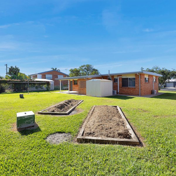 41 Barton Street, West Mackay, QLD 4740 AUS