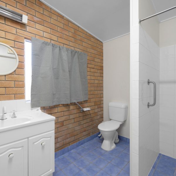 41 Barton Street, West Mackay, QLD 4740 AUS