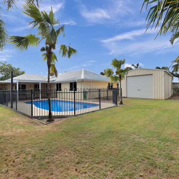 13 Marine Parade, Bucasia, QLD 4750 AUS