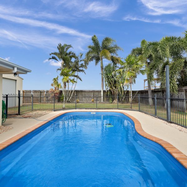 13 Marine Parade, Bucasia, QLD 4750 AUS