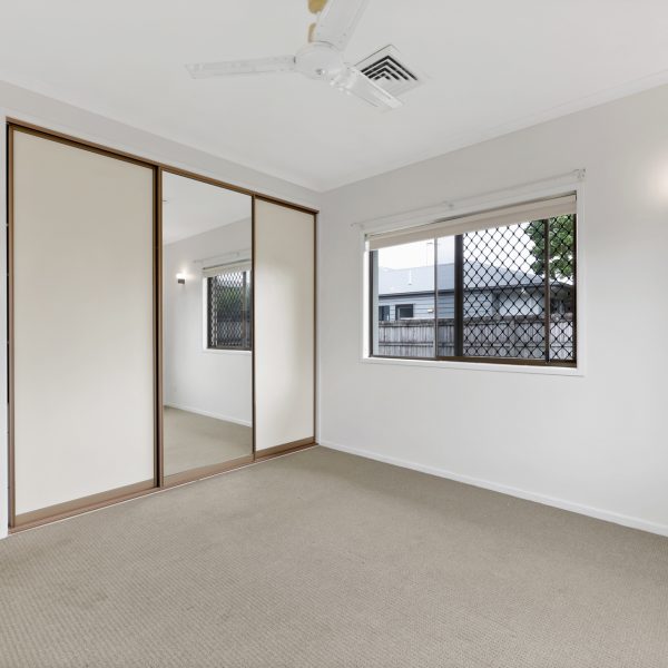 75 Pioneer Street, Glenella, QLD 4740 AUS