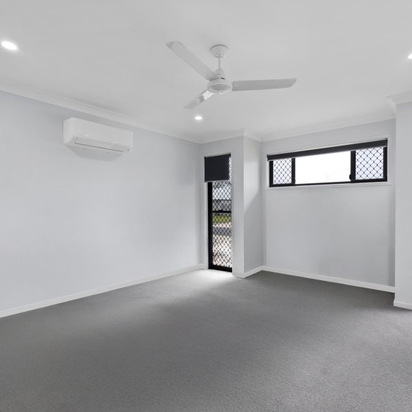 5 Devereux Street, Rural View, QLD 4740 AUS