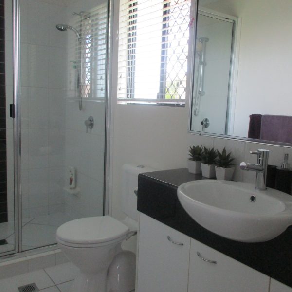 2 Raylene Street, Mount Pleasant, QLD 4740 AUS
