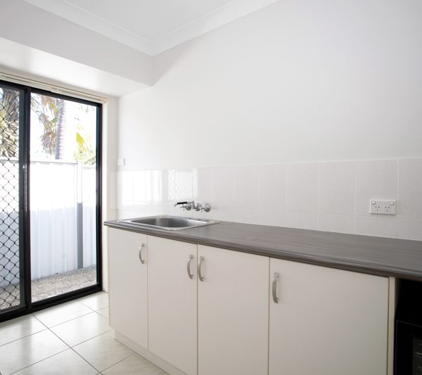 35 Gingham Street, Glenella, QLD 4740 AUS