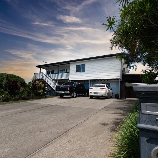 15 Cahill Crescent, Rural View, QLD 4740 AUS
