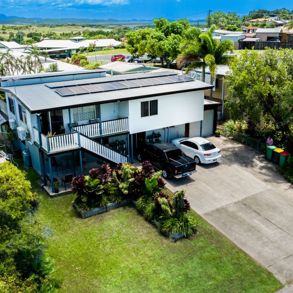 15 Cahill Crescent, Rural View, QLD 4740 AUS