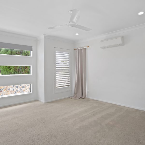 5 Crestridge Avenue, Richmond, QLD 4740 AUS