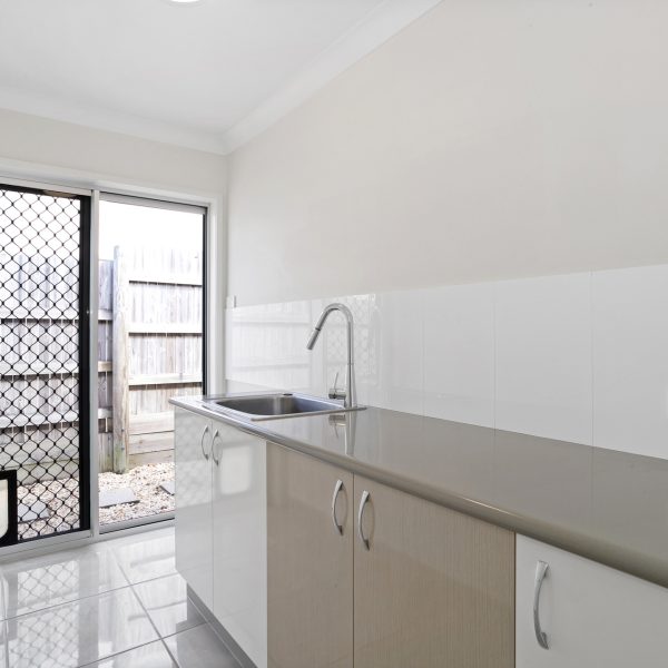 5 Crestridge Avenue, Richmond, QLD 4740 AUS