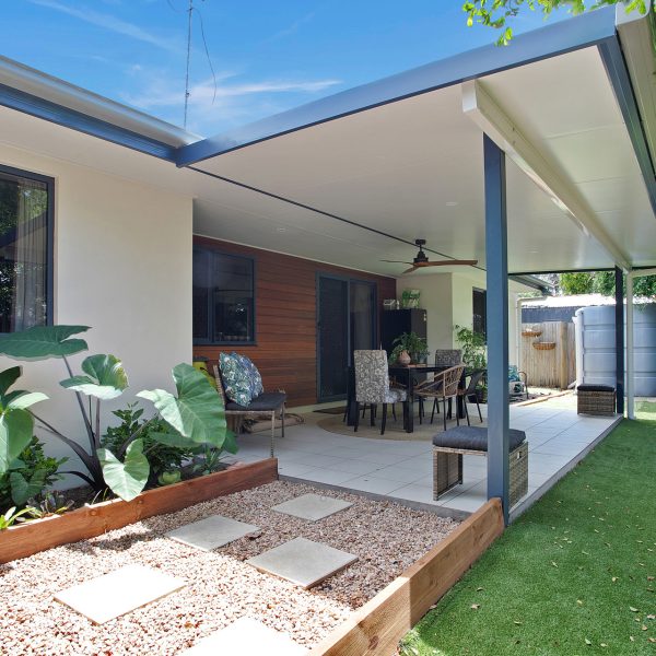 1/10 Coolum Court, Blacks Beach, QLD 4740 AUS