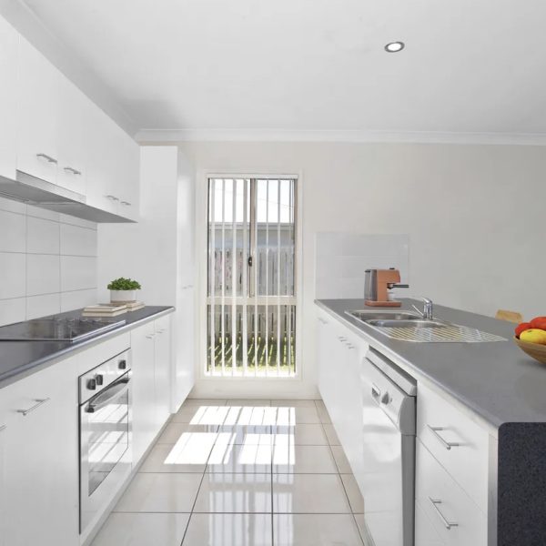 2 Moreton Drive, Rural View, QLD 4740 AUS
