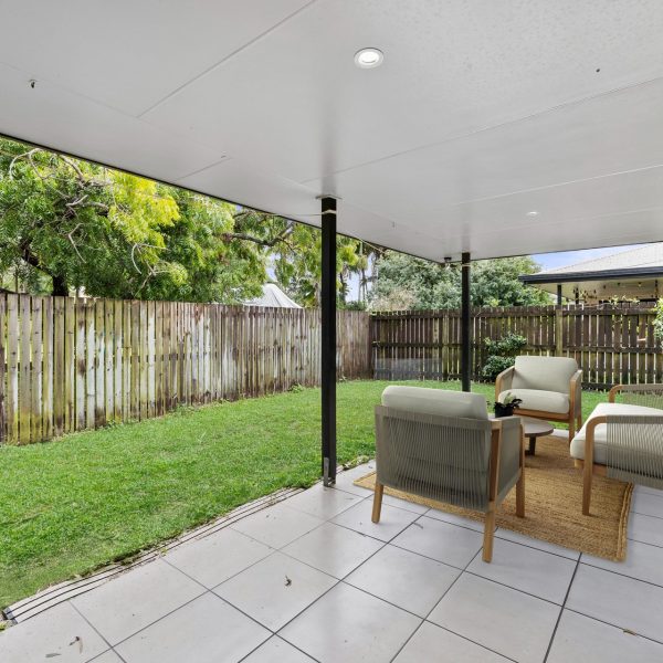 2/11 Tramontana Street, Andergrove, QLD 4740 AUS