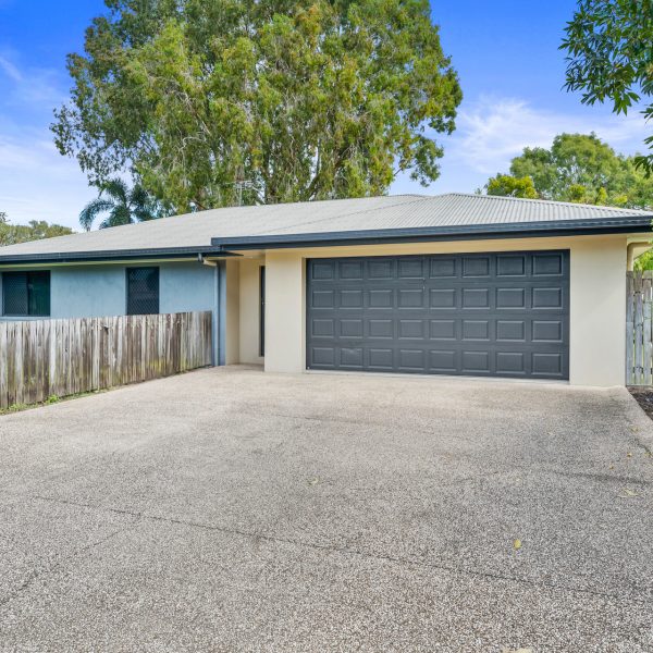 2/11 Tramontana Street, Andergrove, QLD 4740 AUS