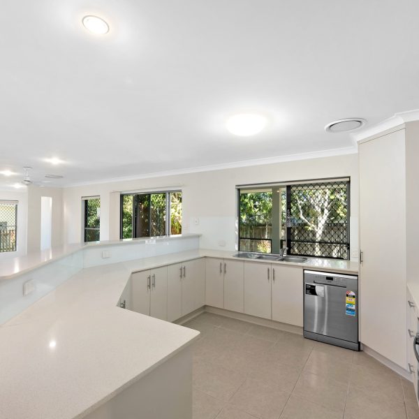 12 Rosemoor Court, Glenella, QLD 4740 AUS