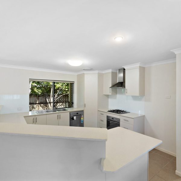 12 Rosemoor Court, Glenella, QLD 4740 AUS