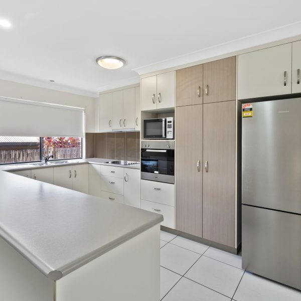 6 Steve Street, Greenmount, QLD 4751 AUS