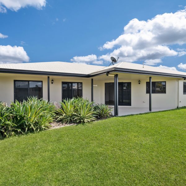 1 Peacock Place, Marian, QLD 4753 AUS