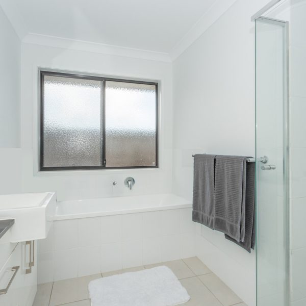 7 Tamron Drive, Mount Pleasant, QLD 4740 AUS