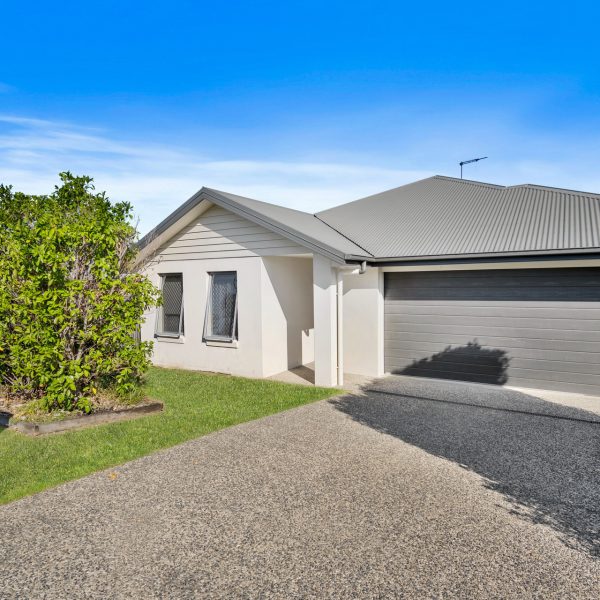 3 Eales Road, Rural View, QLD 4740 AUS