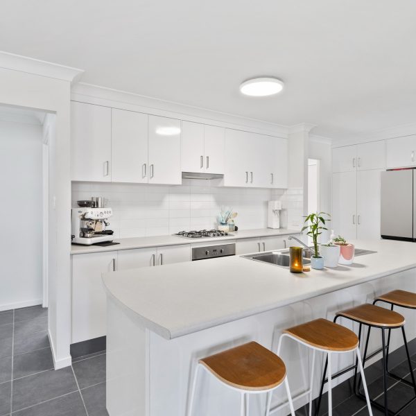 3 Eales Road, Rural View, QLD 4740 AUS