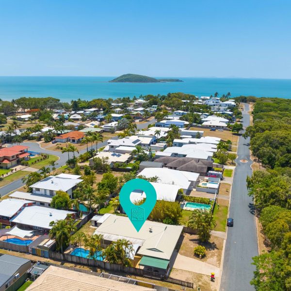 60 O'Brien Esplanade, Shoal Point, QLD 4750 AUS