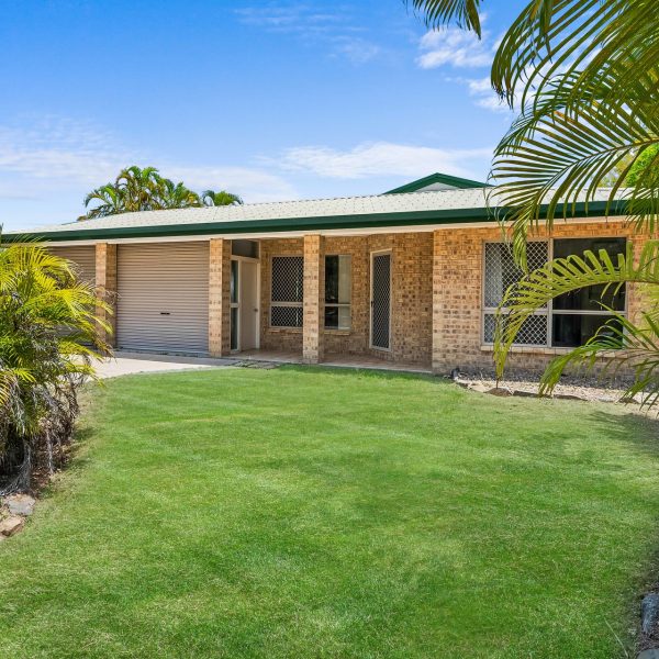 60 O'Brien Esplanade, Shoal Point, QLD 4750 AUS
