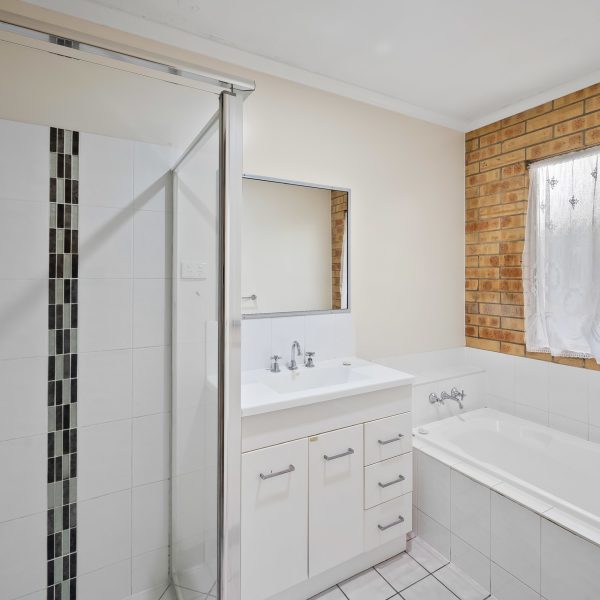 60 O'Brien Esplanade, Shoal Point, QLD 4750 AUS